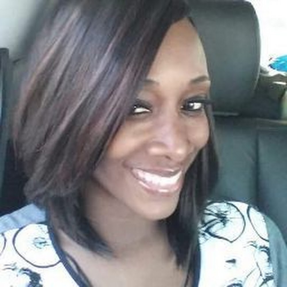 Meet your Posher, Felicia